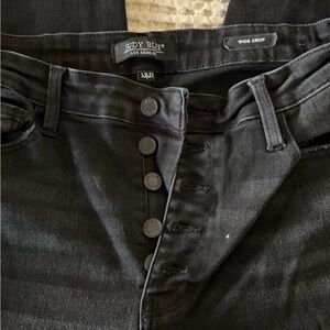Judy Blue Black Wide Crop Women's Jeans with Button Front